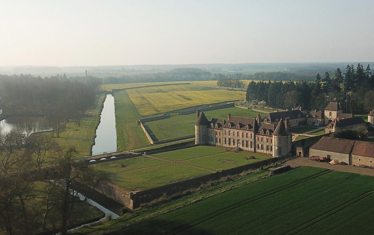 Bed and Breakfast Chateau De La Riviere Pontgouin Экстерьер фото